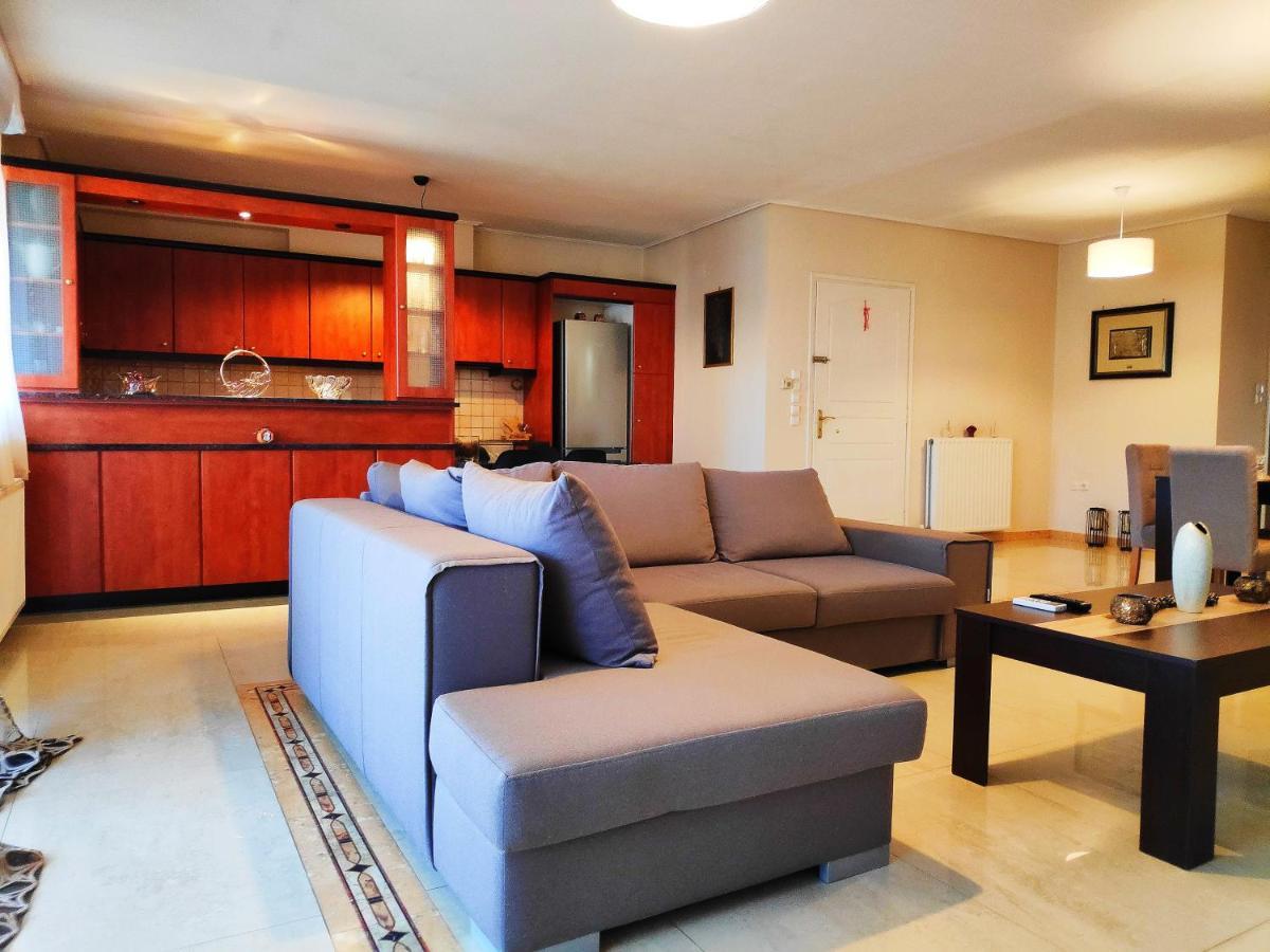 Penthouse In Center Of Sparta Exterior photo